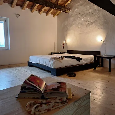 Le Del Campus Maleo